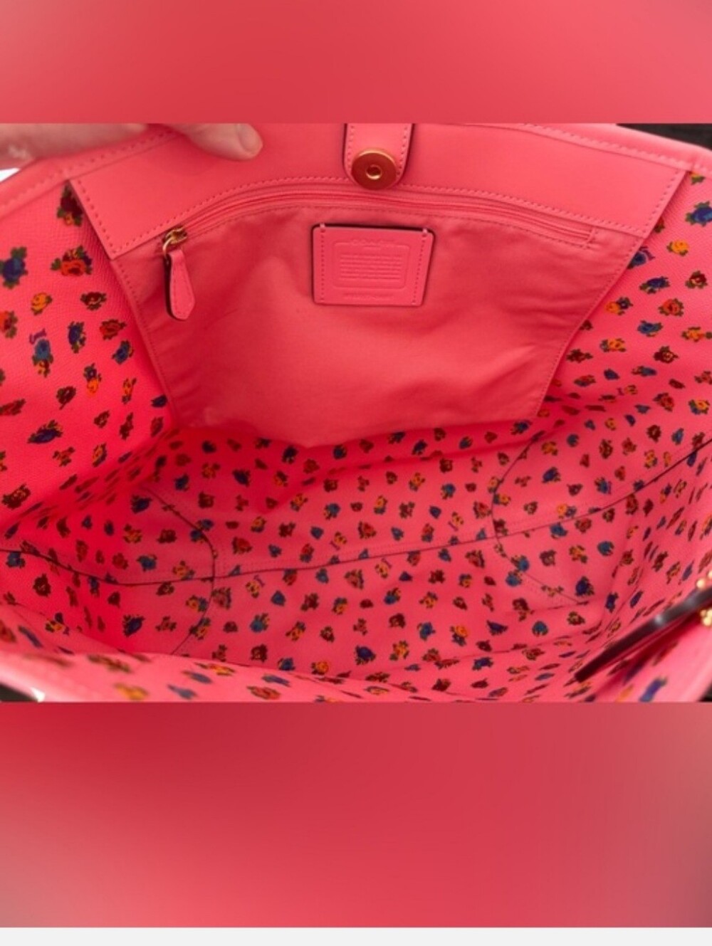 RARE Coach Pink Lemonade Signature Tote - Picture 4 of 4